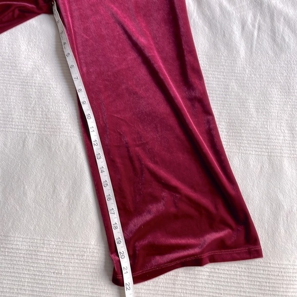 𝅺abercrombie & Fitch Wide Leg Crop Velvet Pants Size XS - Picture 6 of 10